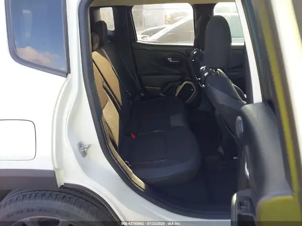 ZACCJABT5GPD77192 2016 JEEP RENEGADE - Image 8