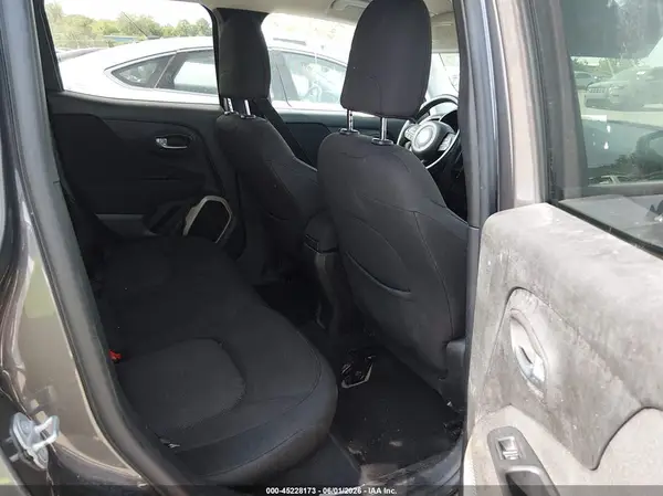 ZACCJABT5GPE04729 2016 JEEP RENEGADE - Image 8