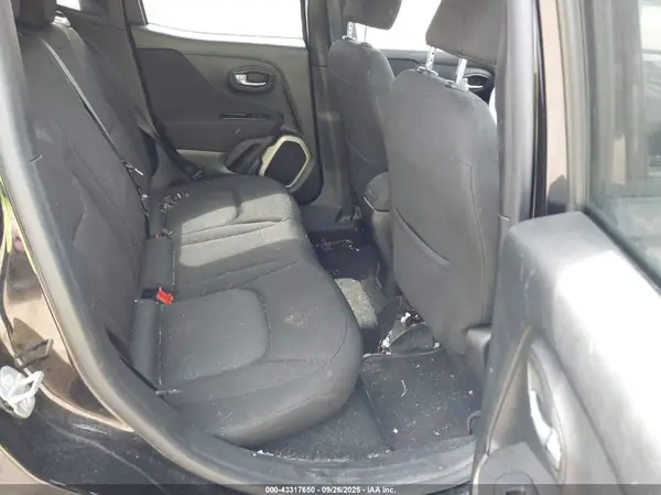 ZACCJABT6GPC47146 2016 JEEP RENEGADE - Image 8
