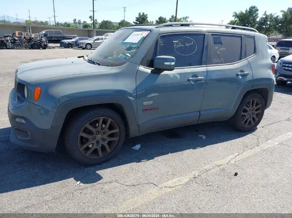 ZACCJABT6GPD23786 2016 JEEP RENEGADE - Image 2