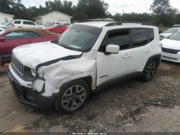 ZACCJABT6GPE17022 2016 JEEP RENEGADE - Image 2