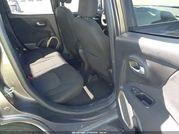 ZACCJABT6GPE17599 2016 JEEP RENEGADE - Image 8