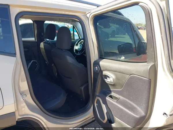 ZACCJABT7GPC70452 2016 JEEP RENEGADE - Image 8
