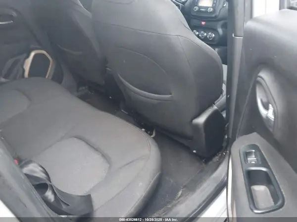 ZACCJABT7GPD26986 2016 JEEP RENEGADE - Image 8