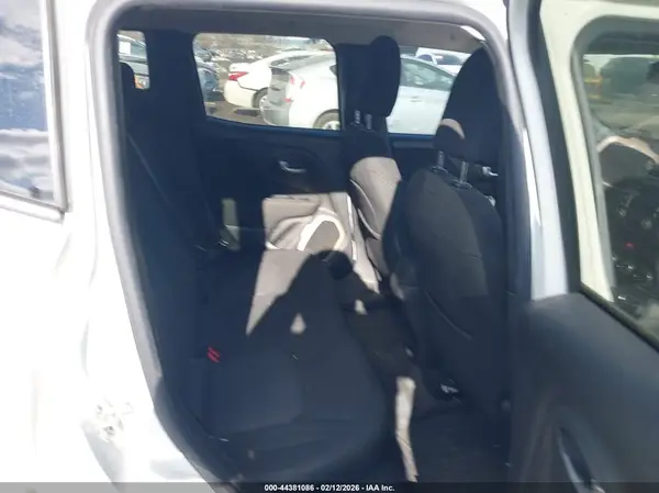 ZACCJABT7GPD80143 2016 JEEP RENEGADE - Image 8