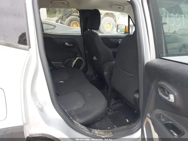 ZACCJABT7GPD91305 2016 JEEP RENEGADE - Image 8