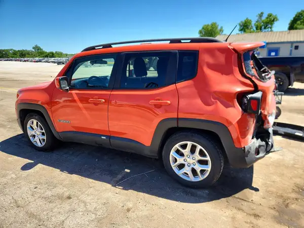 ZACCJABT7GPE33102 2016 JEEP RENEGADE - Image 2