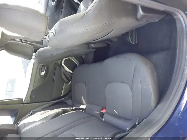 ZACCJABT8GPC44412 2016 JEEP RENEGADE - Image 8