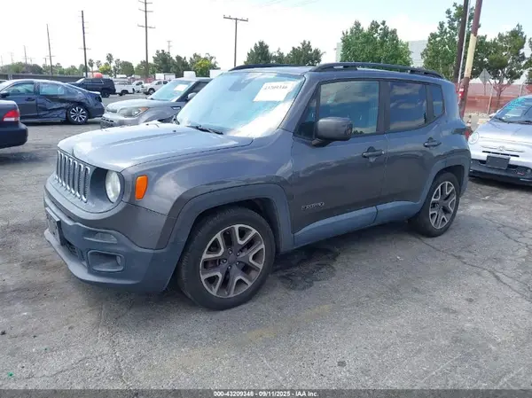 ZACCJABT8GPC68323 2016 JEEP RENEGADE - Image 2