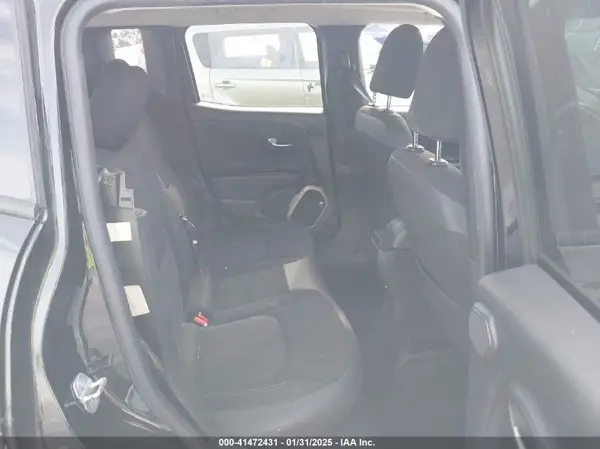 ZACCJABT8GPD62251 2016 JEEP RENEGADE - Image 8