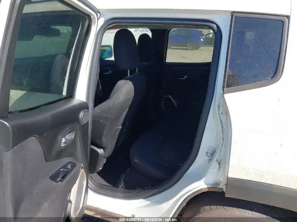 ZACCJABT8GPD79793 2016 JEEP RENEGADE - Image 8