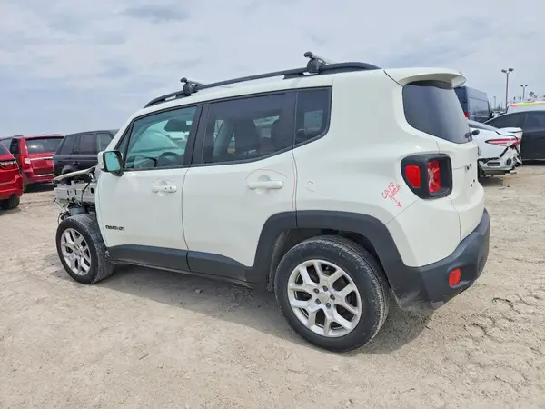 ZACCJABT8GPD88669 2016 JEEP RENEGADE - Image 2