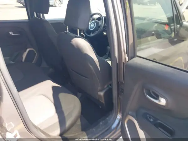 ZACCJABT8GPE07351 2016 JEEP RENEGADE - Image 8