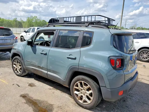 ZACCJABT8GPE28166 2016 JEEP RENEGADE - Image 2