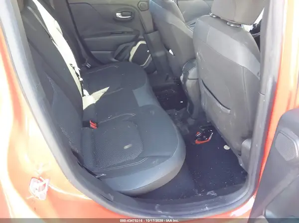 ZACCJABT9GPC62627 2016 JEEP RENEGADE - Image 8