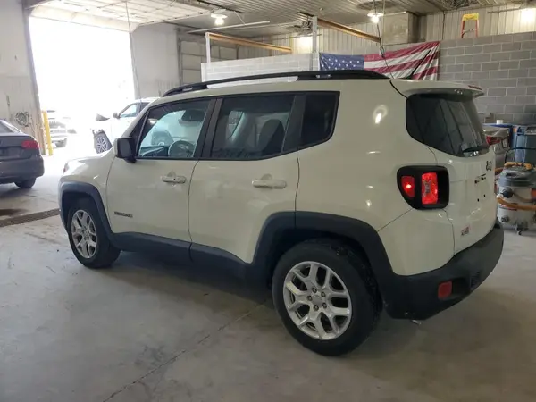 ZACCJABT9GPC67195 2016 JEEP RENEGADE - Image 2