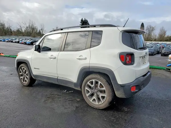 ZACCJABT9GPE19010 2016 JEEP RENEGADE - Image 2