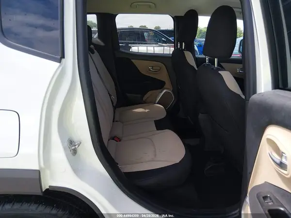 ZACCJABTXGPC57002 2016 JEEP RENEGADE - Image 8