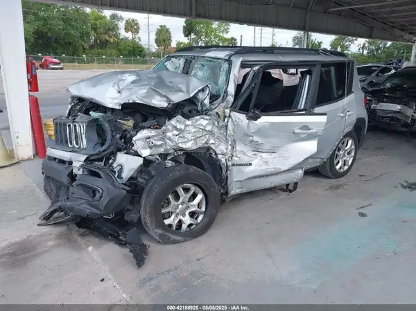 ZACCJABTXGPC64807 2016 JEEP RENEGADE - Image 2