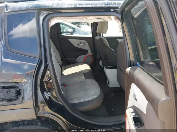 ZACCJABTXGPD74062 2016 JEEP RENEGADE - Image 8