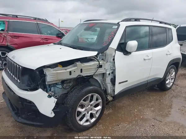 ZACCJABTXGPE17752 2016 JEEP RENEGADE - Image 2
