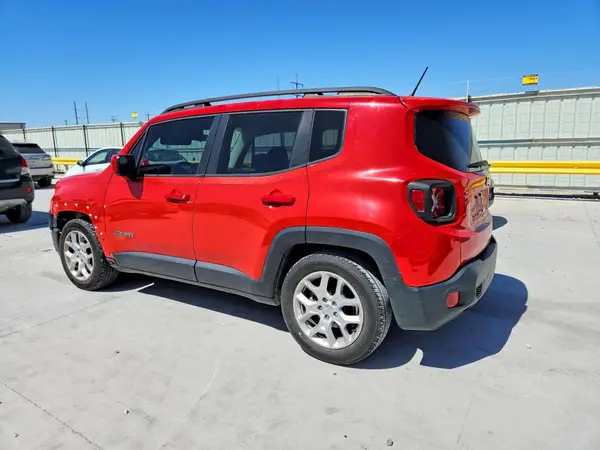 ZACCJABTXGPE18934 2016 JEEP RENEGADE - Image 2