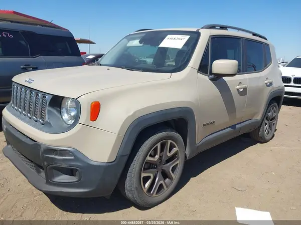 ZACCJABTXGPE19520 2016 JEEP RENEGADE - Image 2