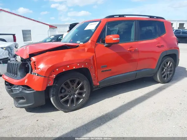 ZACCJABTXGPE21090 2016 JEEP RENEGADE - Image 2
