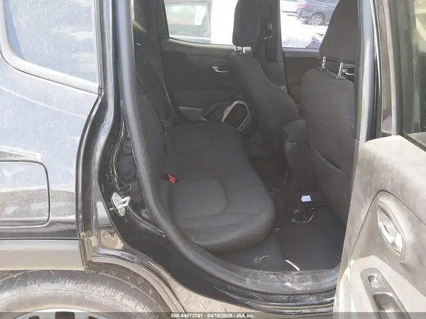ZACCJABTXGPE33966 2016 JEEP RENEGADE - Image 8