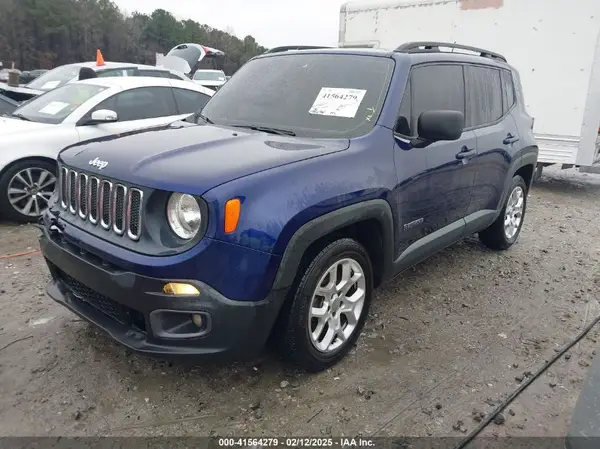 ZACCJABTXGPE39685 2016 JEEP RENEGADE - Image 2