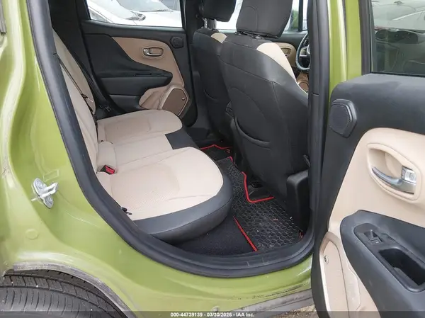 ZACCJABW0GPE08035 2016 JEEP RENEGADE - Image 8