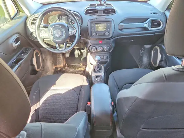 ZACCJABW0GPE08097 2016 JEEP RENEGADE - Image 8
