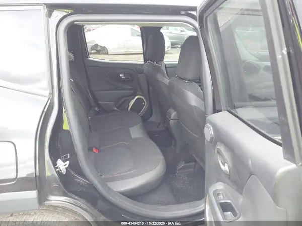 ZACCJABW3GPD21634 2016 JEEP RENEGADE - Image 8