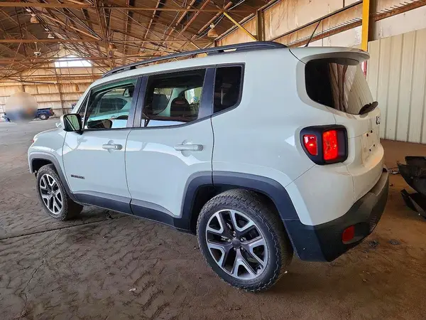 ZACCJABW5GPD76599 2016 JEEP RENEGADE - Image 2