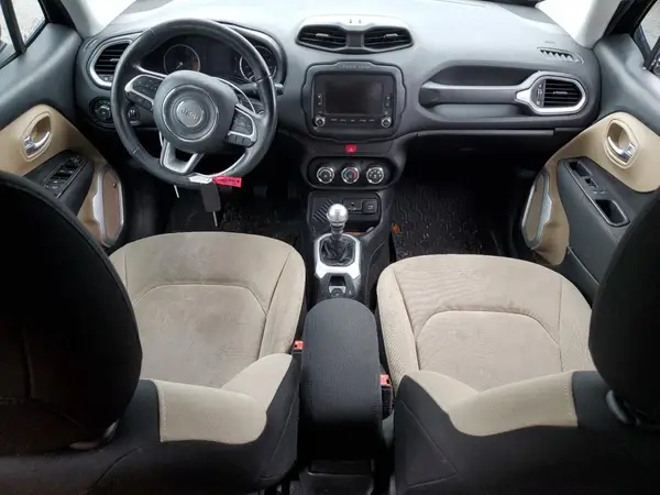 ZACCJABW7GPE20005 2016 JEEP RENEGADE - Image 8