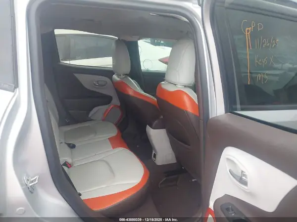 ZACCJADB1HPF62801 2017 JEEP RENEGADE - Image 8
