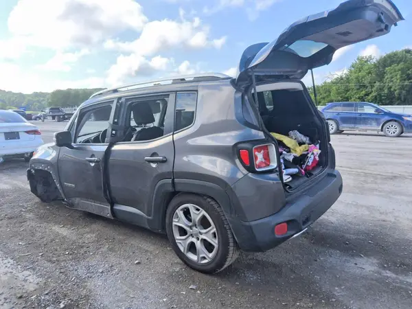 ZACCJADB1JPH21032 2018 JEEP RENEGADE - Image 2