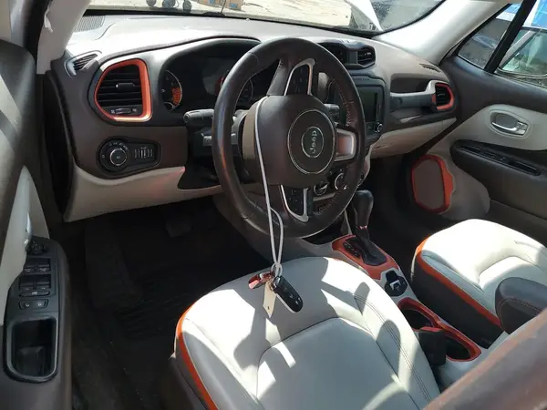 ZACCJADB3HPF75923 2017 JEEP RENEGADE - Image 8