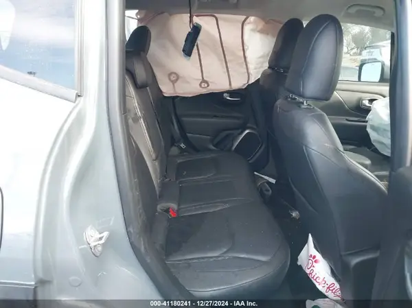 ZACCJADB4JPH77062 2018 JEEP RENEGADE - Image 8