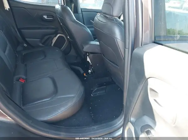 ZACCJADB6HPG45527 2017 JEEP RENEGADE - Image 8