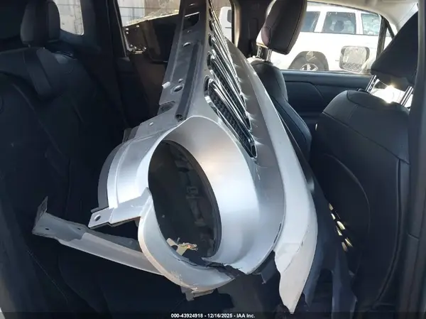 ZACCJADB9HPG27149 2017 JEEP RENEGADE - Image 8