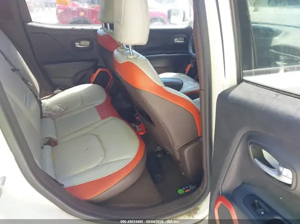 ZACCJADT1GPC61405 2016 JEEP RENEGADE - Image 8