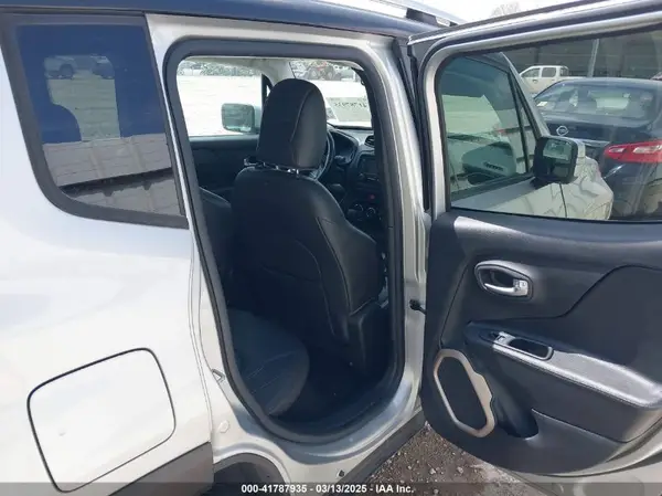 ZACCJADT1GPC66510 2016 JEEP RENEGADE - Image 8