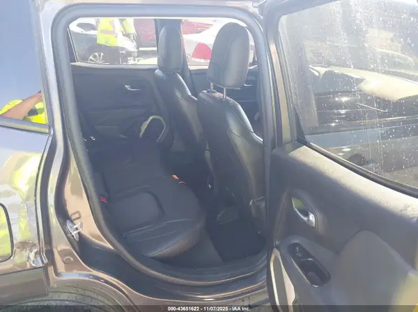 ZACCJADT5GPC96285 2016 JEEP RENEGADE - Image 8