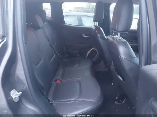 ZACCJADT7GPC85501 2016 JEEP RENEGADE - Image 8