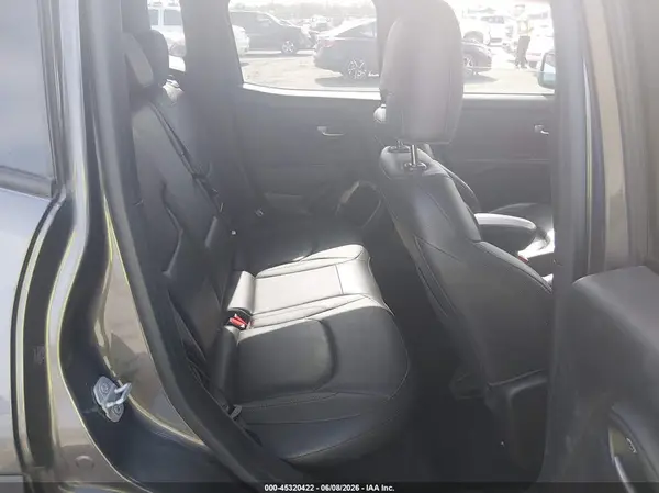 ZACCJADT9GPC84043 2016 JEEP RENEGADE - Image 8