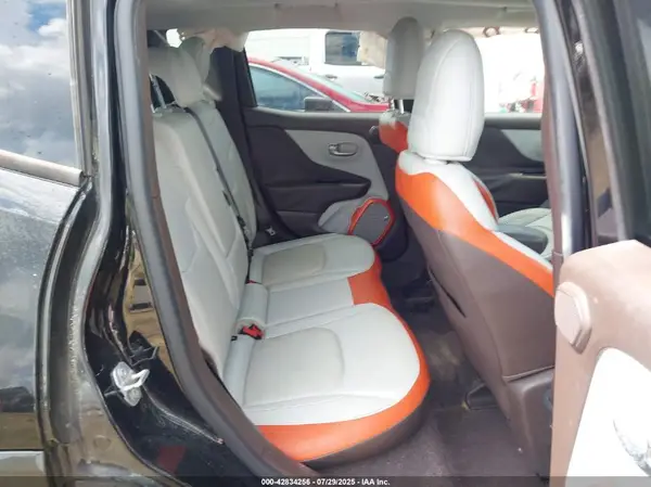 ZACCJADTXGPC81135 2016 JEEP RENEGADE - Image 8