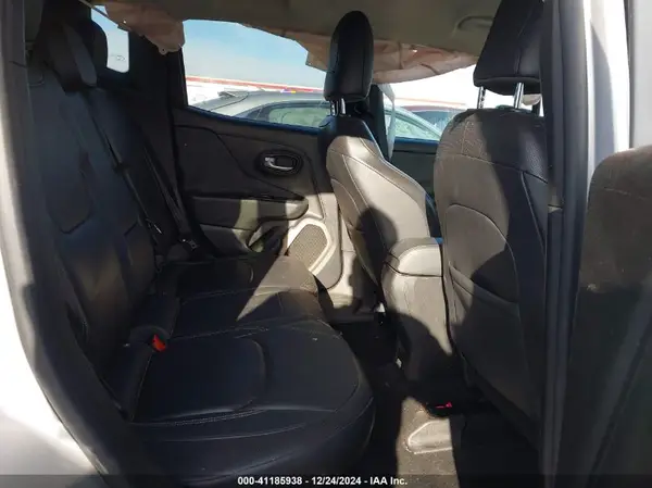 ZACCJADTXGPC82334 2016 JEEP RENEGADE - Image 8