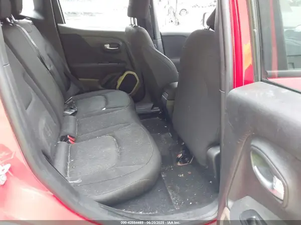 ZACCJBAB0HPE90967 2017 JEEP RENEGADE - Image 8