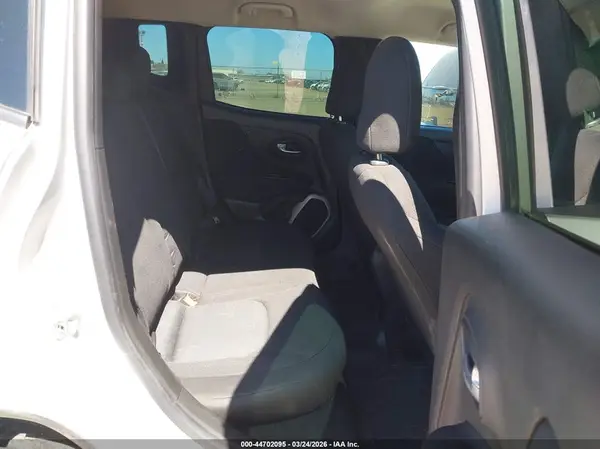ZACCJBAB0HPF93855 2017 JEEP RENEGADE - Image 8